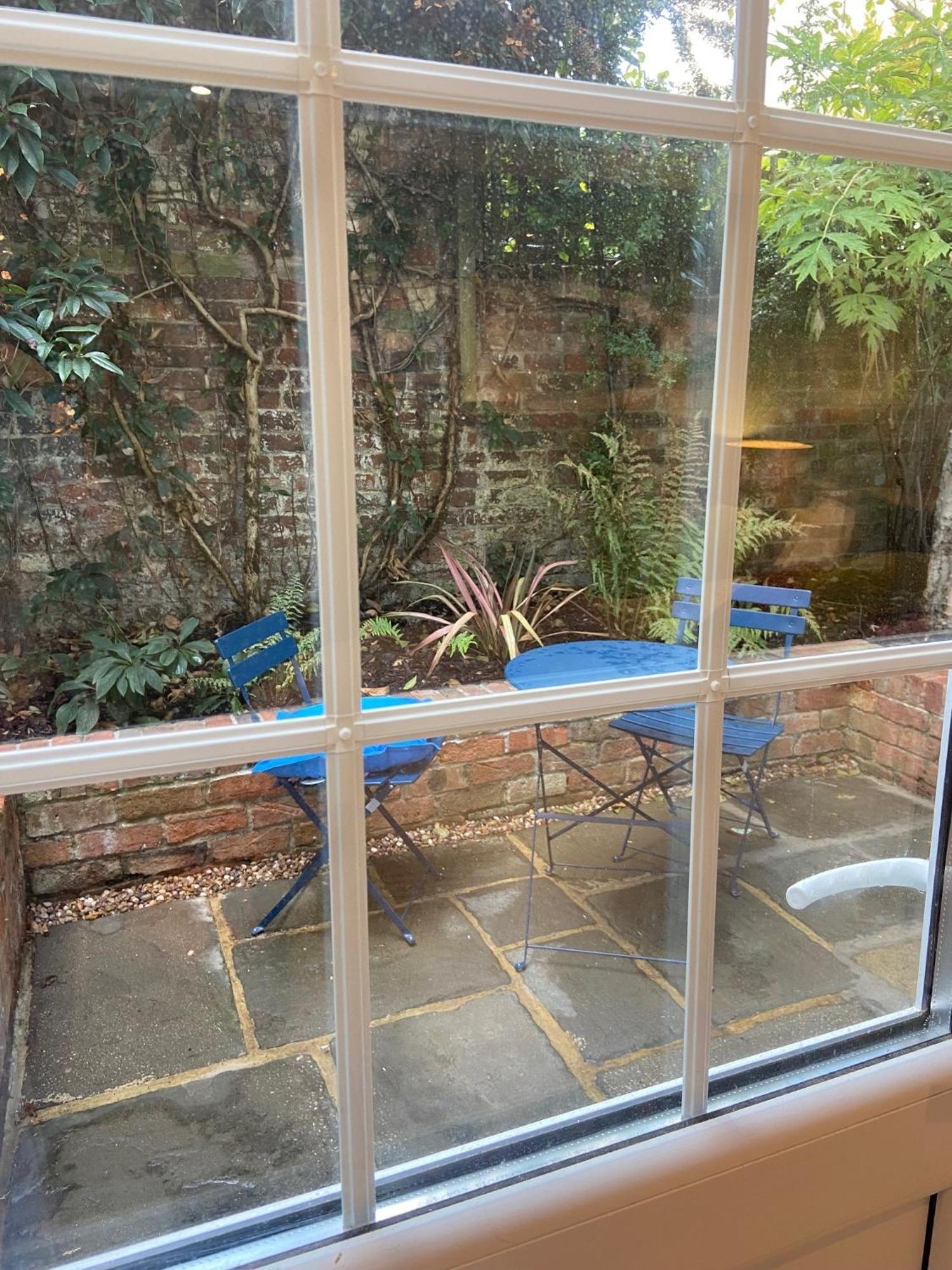 Town Centre Garden Retreat Cheltenham Exterior foto